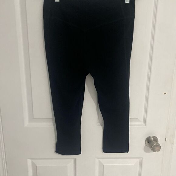 Nike Black Running Capris Ladies Size Medium - Picture 3 of 6